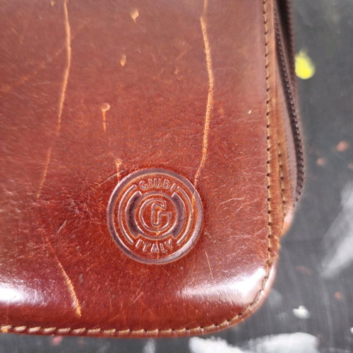 Ciudi Italy leather organizer like new