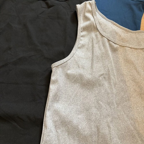 Tops new, pack of three, sizes L and 7XL, black and blue