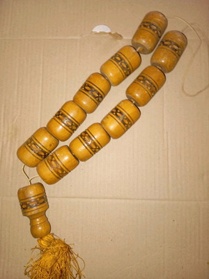 Κομπολόι μεγάλο από ξύλο σαν καινούργιο, vintage