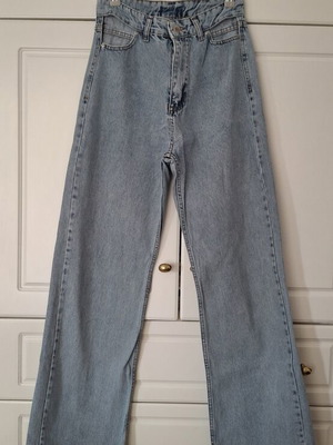 Jeans flared with unique cuts, like new, blue, size S