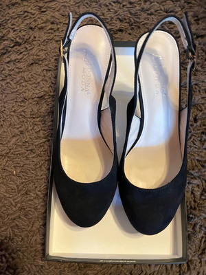 Sagiakos pumps like new, size 39, black