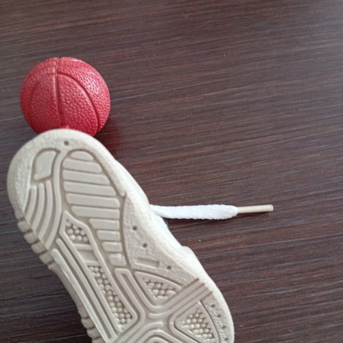 Vintage keychain basketball shoe with ball like new
