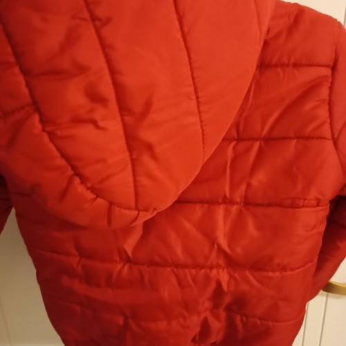Jacket used with inner fur lining, defective zipper, for 1-year-old child