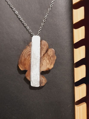 Handmade necklace silver 925 and wood, 55 cm chain, new