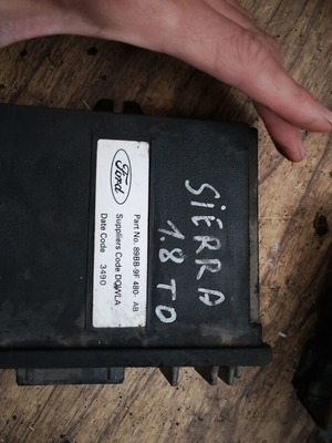 Engine computer ECU for Ford Sierra used, 89BB9F480AB