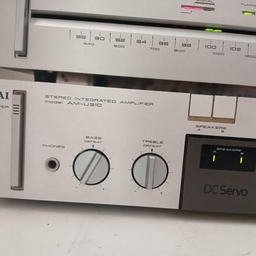 Ενισχυτής Akai AM-U310 σαν καινούργιος, 2 x 40 watts