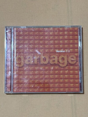 Garbage Version 2.0 CD σαν καινούργιο, rock