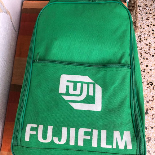 Fujifilm wheeled travel bag like new, 1990