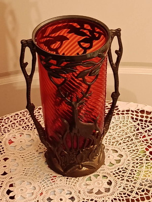Antique vase used, iron and glass 21cm x 11cm