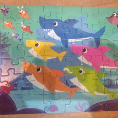 Baby Shark puzzle like new, set of 3x48 pcs