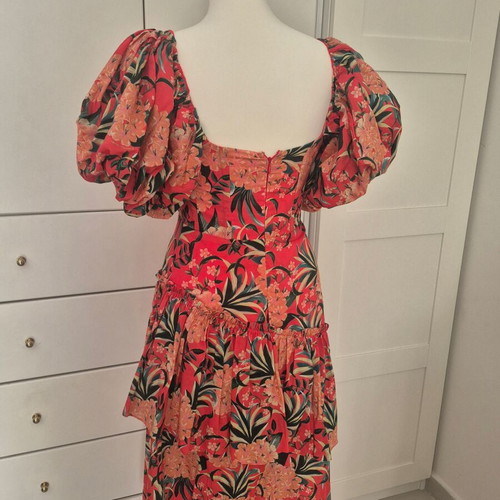 Farm Rio dress new with impressive sleeves and back, size XS