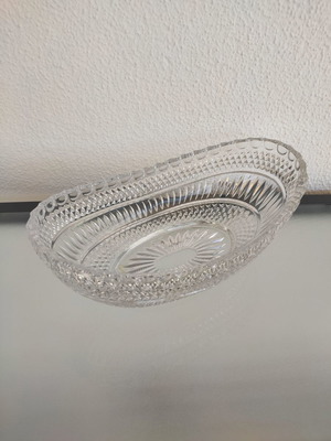 Transparent crystal bowl new, deep, 28x15.5x12 cm