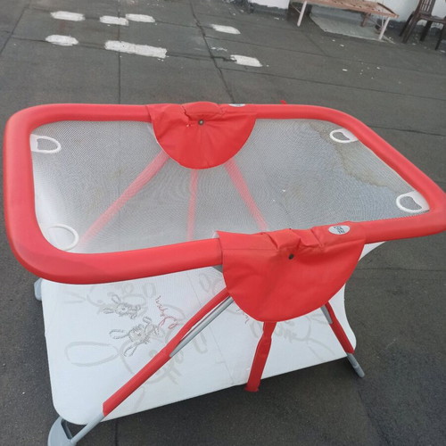 Playpen used, foldable for storage