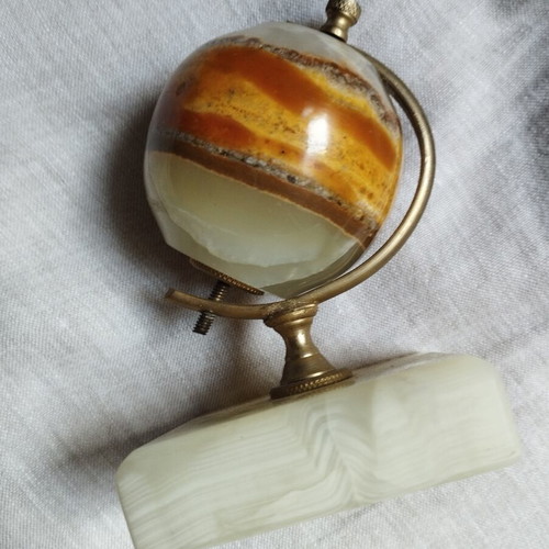 Globe made of alabaster or onyx like new with bronze