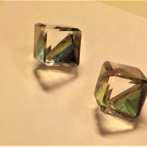 Cube earrings transparent, 5 mm side length