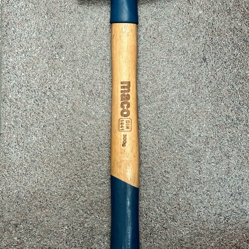Hammer 300gr with wooden ergonomic handle by MACO new