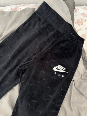 Nike φόρμα