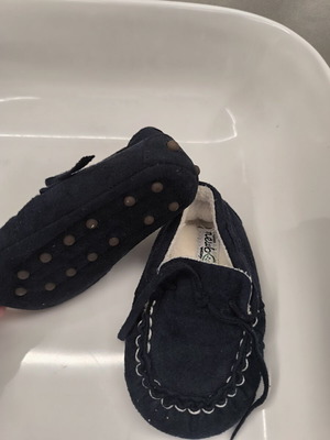 Mayoral baby hug shoes like new