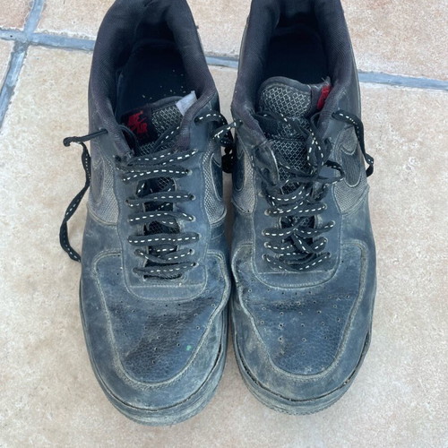 Airforce 1 black used, in good condition