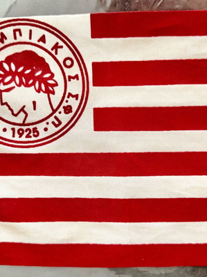 Olympiacos flag collectible, like new, small size 16x25 cm