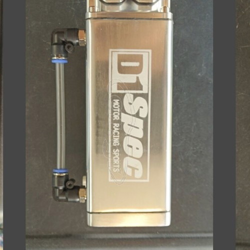 D1 Spec car oil vapor container new silver