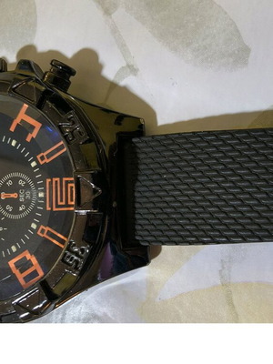 Analog wristwatch large dial new