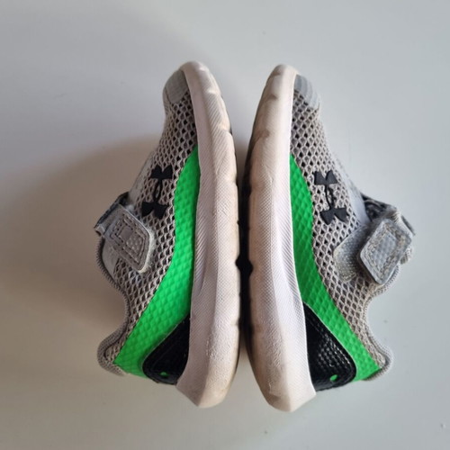 Under Armour kids' athletic shoes used, size 23.5, gray