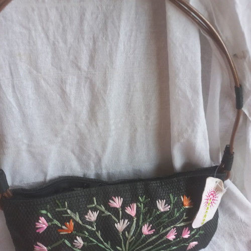 Black Straw Shoulder Bag Excess with Floral Embroidery new