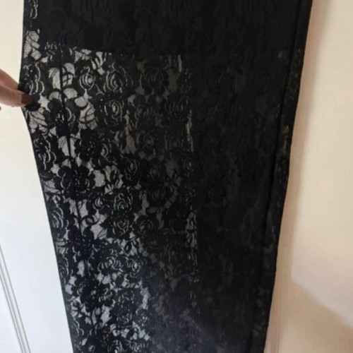 Black midi skirt with lace new, one size