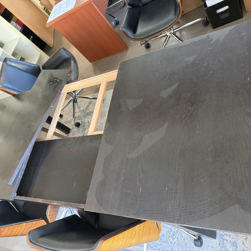 Extendable table used with 2 extensions 95x175 to 95x260 and power strip