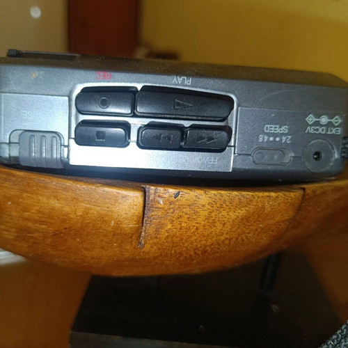 SANYO Talk Book VAS cassette player like new, retro 80s