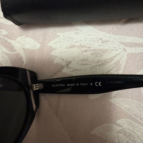 Valentino sunglasses black like new with case
