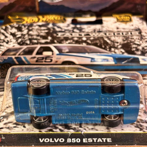 Hot Wheels Volvo 850 Estate collectible