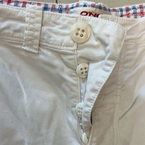 O’Neil Bermuda shorts size 30 white like new