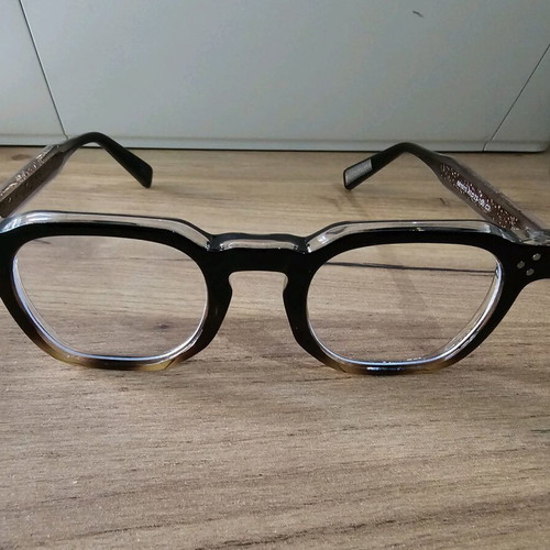 Blue light lens new, black, damaged glass type