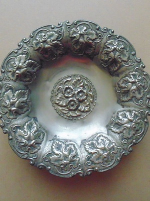 Vintage silver-plated Clarté centerpiece used with embossed decoration