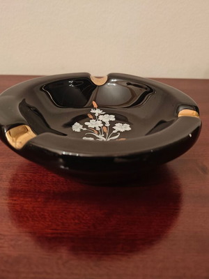 Decorative ashtray used, antique