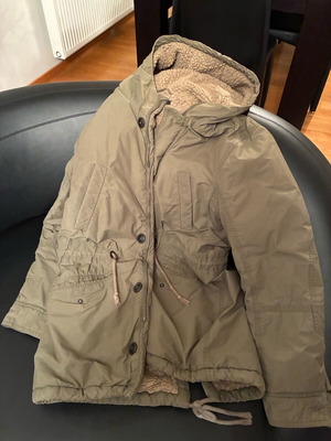 Benetton Teen Jacket Size 48 Green With Fur and Hood Like New