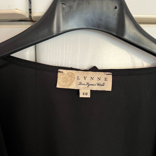 Lynne women's blouse wrap style like new, black, size L