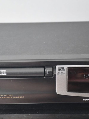 Philips CD 723 CD player used in excellent condition