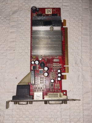 HIS ATI Radeon 128MB AGP 8x Graphics Card like new, passive cooling