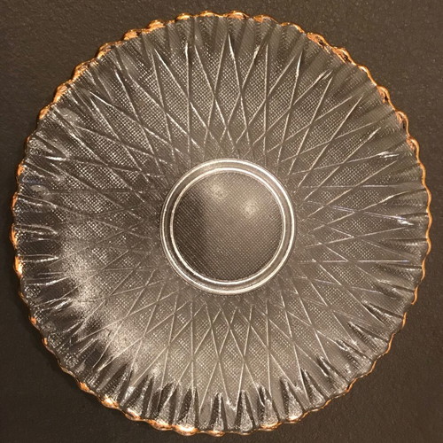Set of 4 dessert plates used with gold trim, 16.5 cm diameter