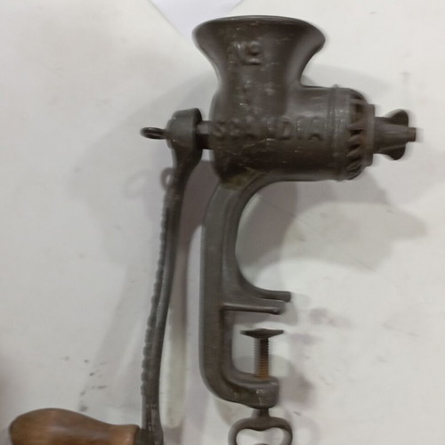 Hand-crank machine Kyma used, Huswarna Sweden