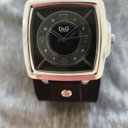 Dolce & Gabbana wristwatch like new, black