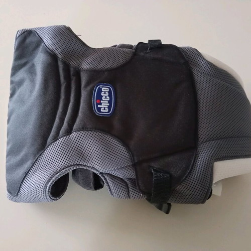 Chicco Classic Baby Carrier Go Black new for babies up to 9kg