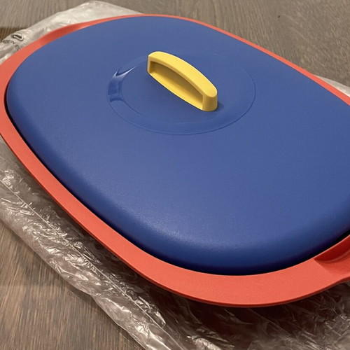 Tupperware serving platter 400 ml, blue and red