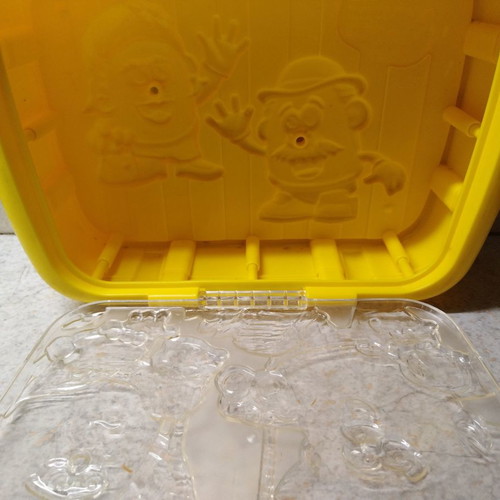 Mr Potato Head case like new
