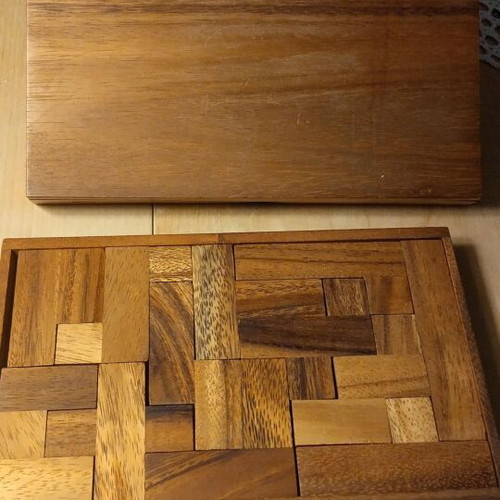 Wooden puzzle like new for adults and children over 7 years old
