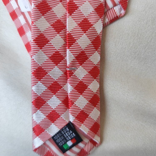 Thema red tie new