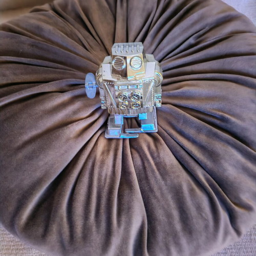 Kuibyshevets vintage Soviet wind-up robot toy 1970s